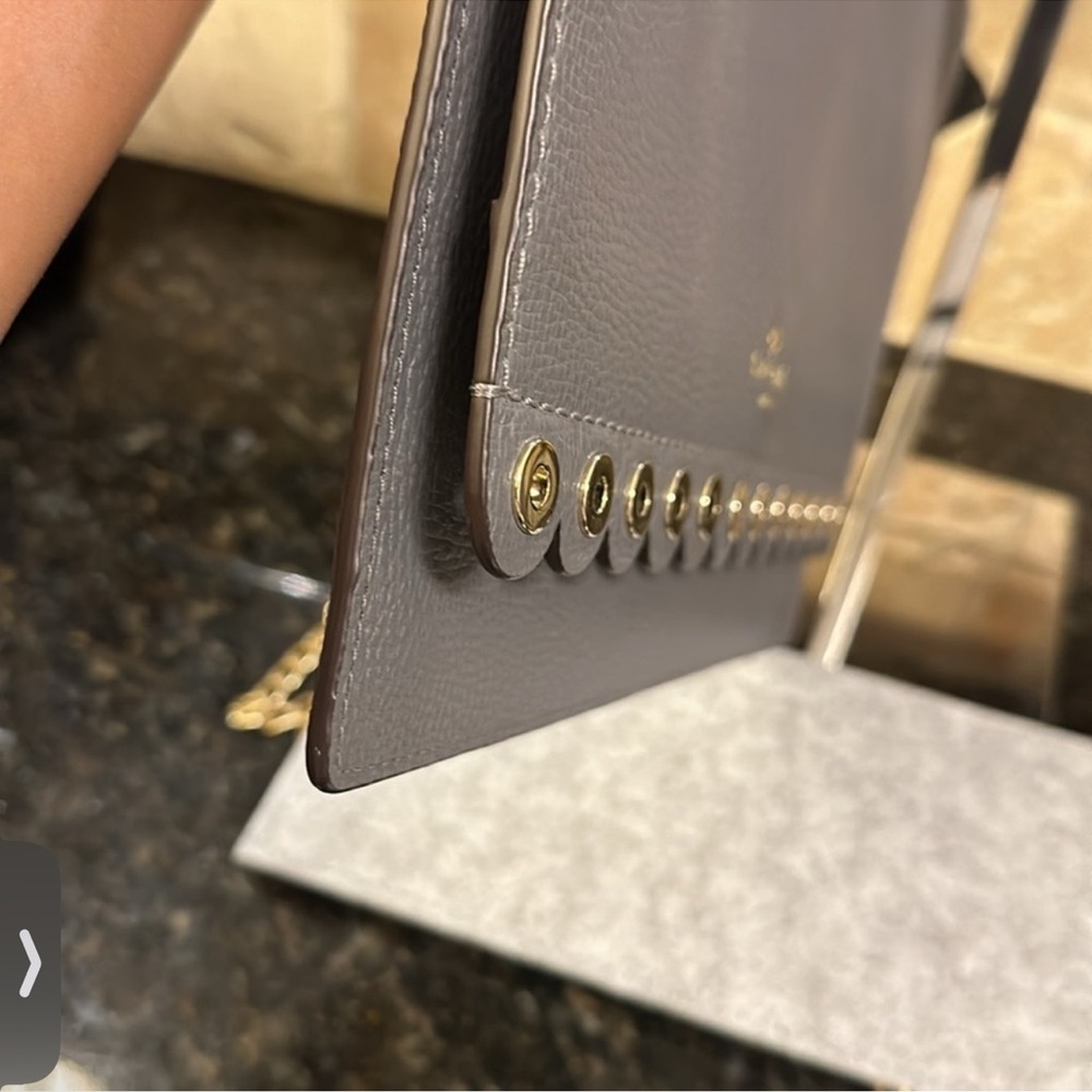 🔥Kate Spade NWOT Large Clutch, insert & chain included, shoulder bag/crossbody - Picture 5 of 11